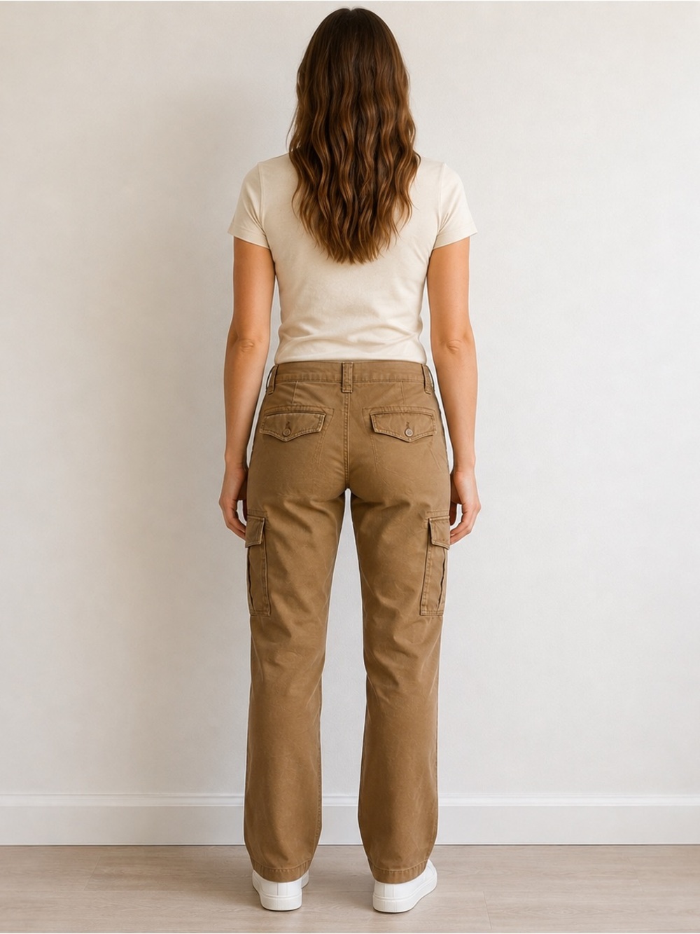 Women's Cargo Straight-Leg Jeans in Brown